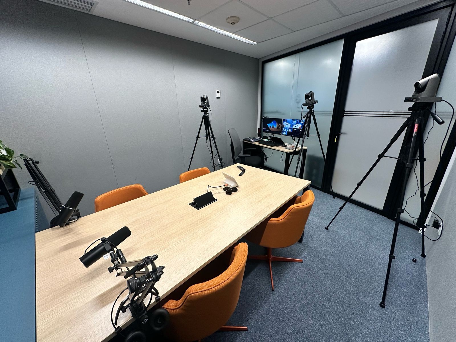 Sala de Podcast: tecnologia integrada para produção de conteúdo profissional