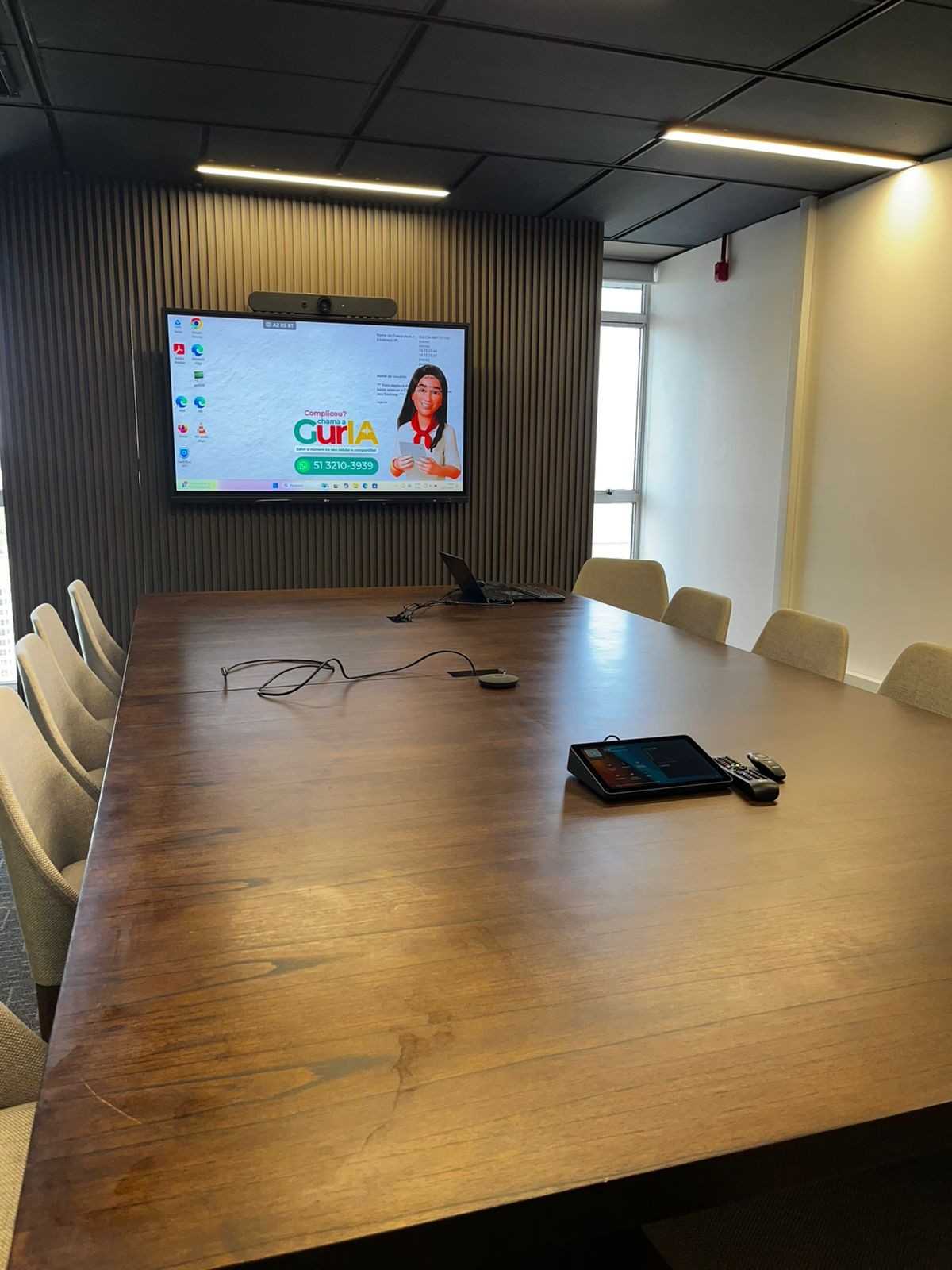 Videoconferência Autônoma: mais simplicidade e eficiência para salas corporativas do Governo